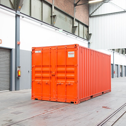 zijkant 20ft zegwaard containerverhuur